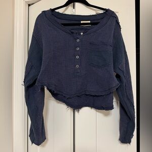 Urban Outfitters Henley Shirt Womens Crop Blue Waffle Knit Long Sleeve Size M